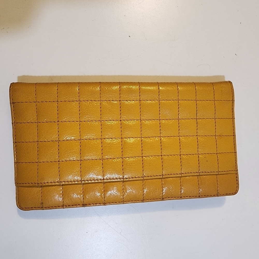 TUSK Yellow mustard leather wallet - Picture 9 of 15